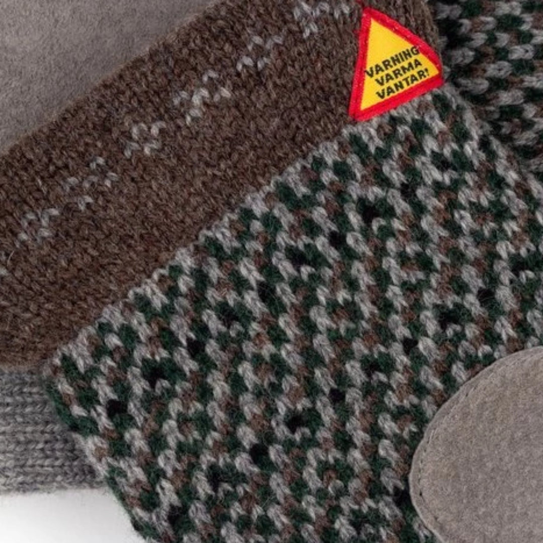 Skogen Pattern Suede Palm Swedish Mittens By Ojbro Vantfabrik