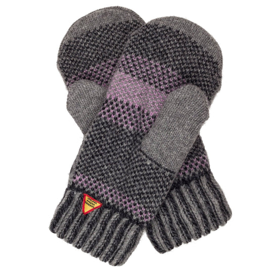 Fager Pattern Swedish Mittens By Ojbro Vantfabrik