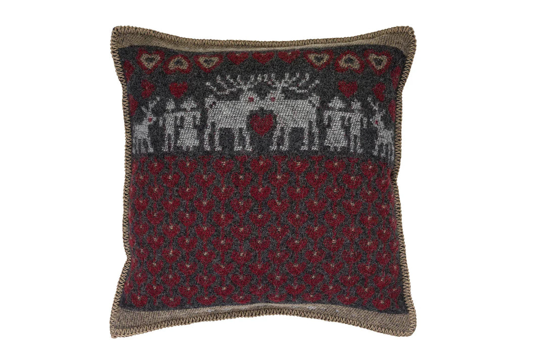Ojbro Wool Pillow in Fastfolk Design