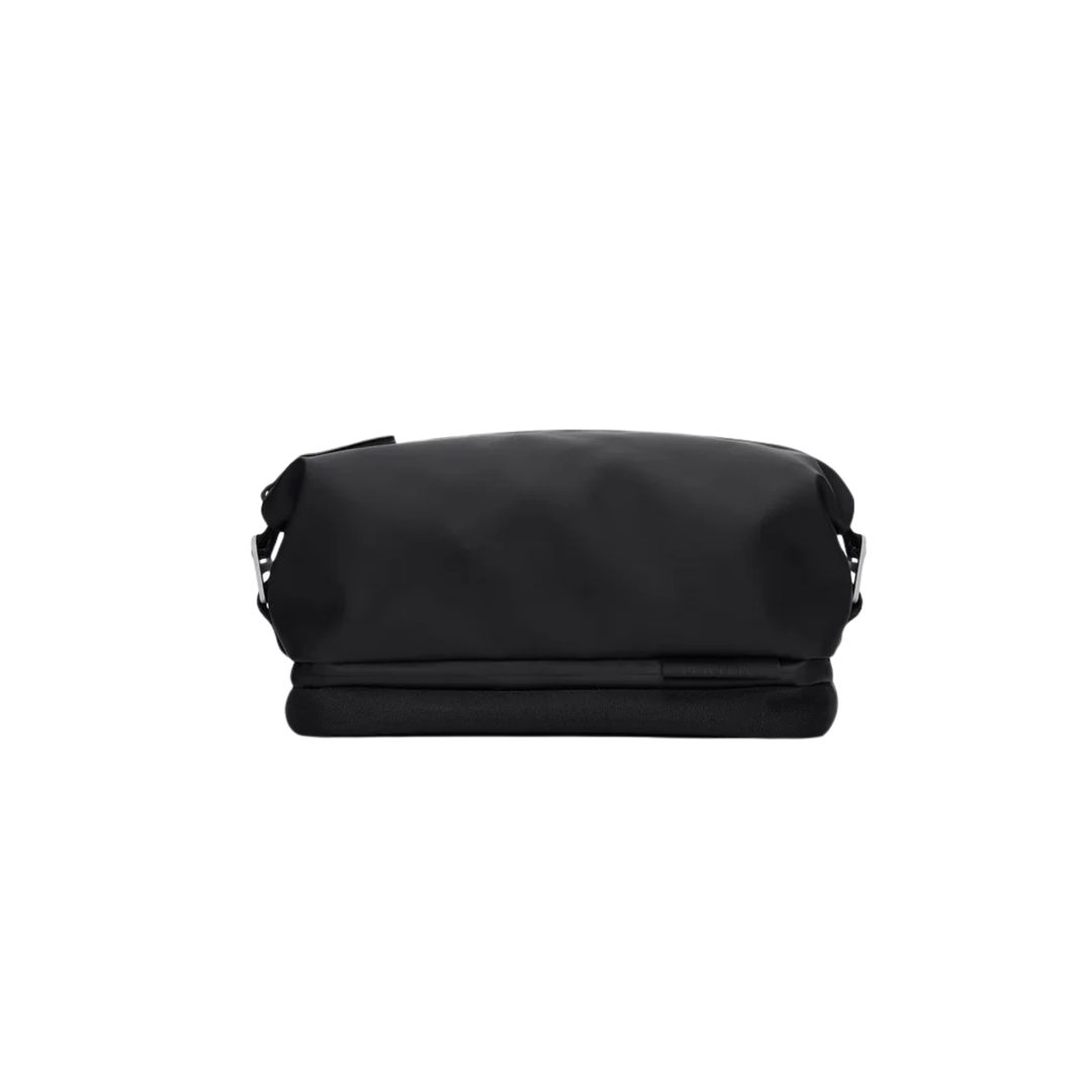 Otaru Wash Bag W3 By Rains