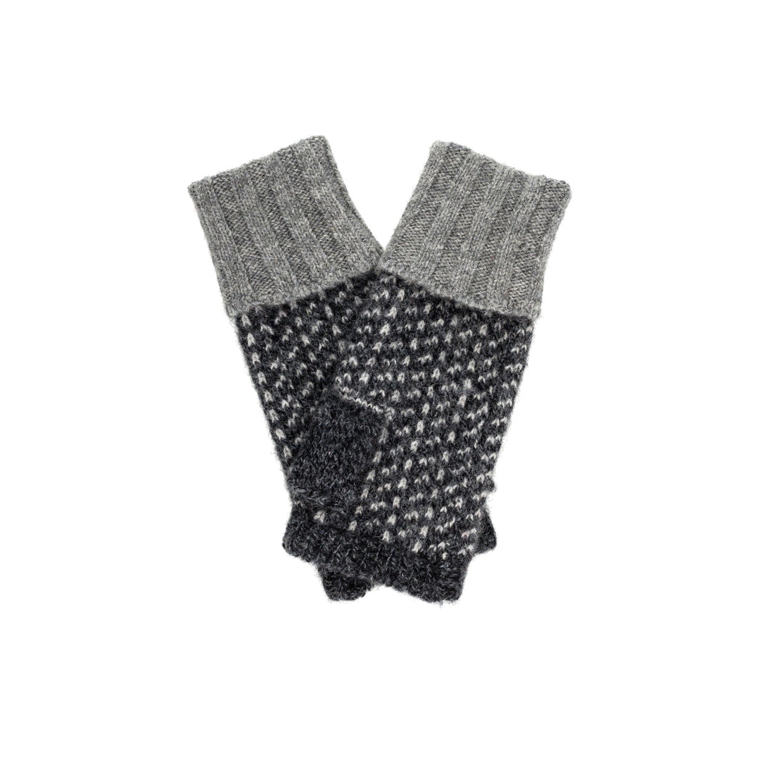 Skafto Pattern Swedish Wrist Warmers